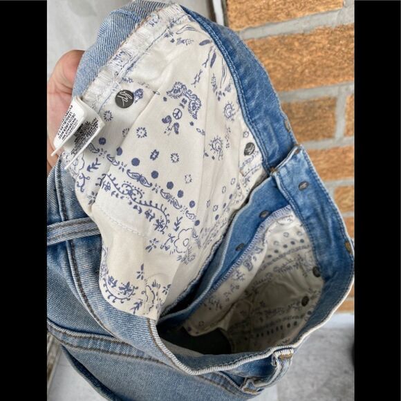 We the free high rise jeans size 28 curvy - Picture 9 of 13